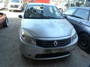Renault Sandero 1.6 United Manual Silver - 2010 STRIPPING FOR SPARES