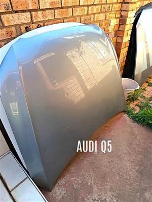 Audi Q5 bonnet used