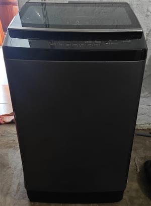 Top Loader Washing Machine - Hisense 13kg Titanium 