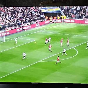 55" smart Frameless Telefunken tv in perfect condition 