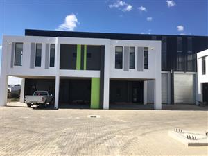 BEAUTIFULL FACTORY / WAREHOUSE TO LET IN CORPORATE PARK NORTH, SAMRAND!