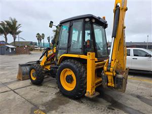 2021 JCB 3DX