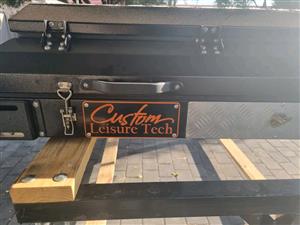 Custom leisure tech Hardshell Rooftop Tent