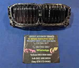 BMW X5 G05 LCI Main Grill Activator Shutter