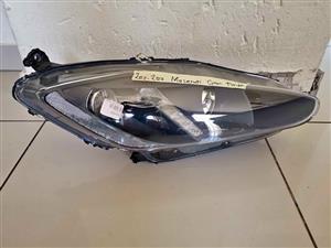 Maserati Gran Turismo xenon headlight right side 2015-2017