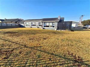 House For Sale in Meyerton Central