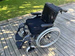 Wheelchair - Invacare Action 3NG (Pre-owned) R9000