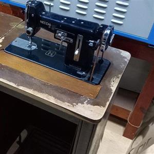 Sewing Machine in excellent working condition 