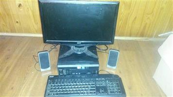 COMPUTER WITH ACCESSORIES