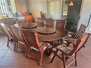 Ten seater with two lazy susans