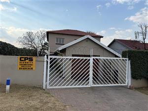 House For Sale in Tulisa Park