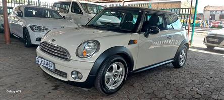 Mini Cooper 1.6 Turbo Manual petrol