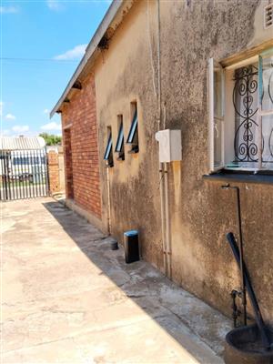 House For Sale in Zola