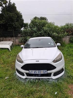 2016 Ford Focus ST 2.0 