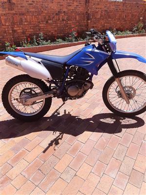 2007 Yamaha TTR 230 off road.
