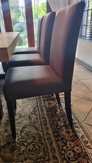 LIKE NEW DINING ROOM CHAIRS