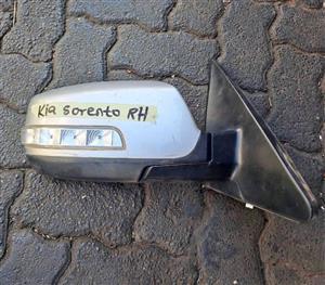 Kia Sorento side mirror