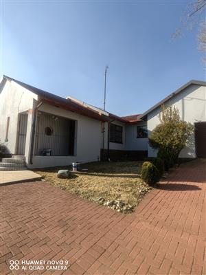 Family house for sale in Secunda