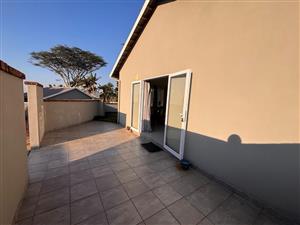 Townhouse Rental Monthly in Kloof