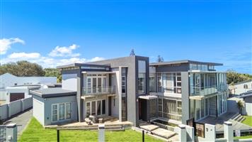 House For Sale in Gonubie