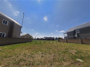 Beautiful Stand For Sale In A Secured Complex.