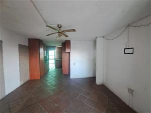 Apartment For Sale in Silverton