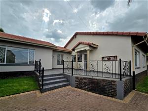 House For Sale in South Crest