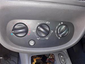 RENAULT CLIO CLIMATE CONTROL UNIT