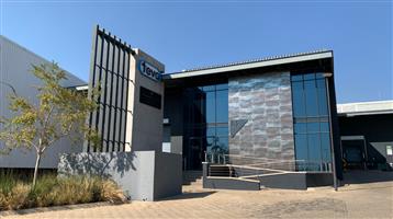 AAA-Grade Warehouse with Modern Offices in Old Mint Park, Louwlardia – Prime Industrial Opportunity