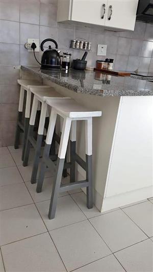 BAR STOOLS