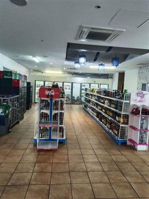 Lucky Liquor Store