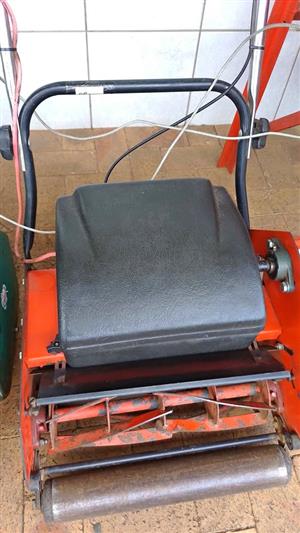 Tandem Razor 430 Electrical Lawnmower