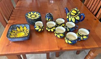 STUNNING VINTAGE Handpainted Sunflower Tea Set