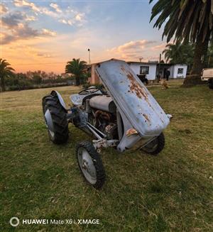 FURGESON TE20 Vaaljapie Tractor 