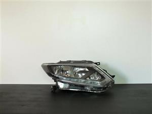 Nissan X-Trail Right Side Headlight 2016-2017