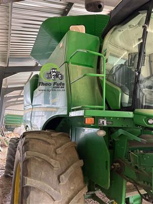 2013 John Deere S660