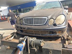 W211 Mercedes Benz E270 CDI Parts