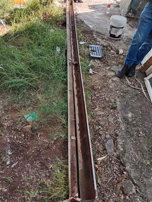 5,2m x 4cm strong steel gutter
