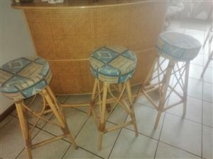 Wicker Bar with 3 bar stools