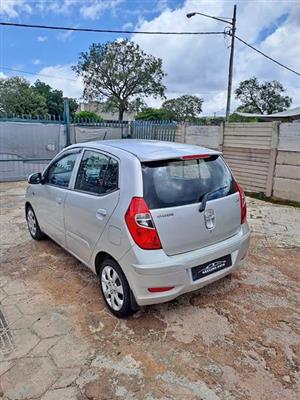 2013 HYUNDAI i10