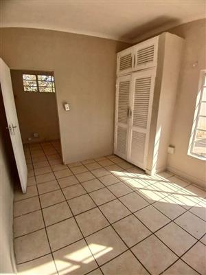 1 Bedroom cottage to let in kensington 