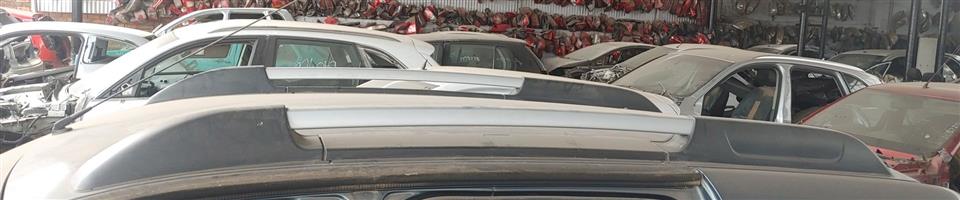 Hyundai Tucson roof racks