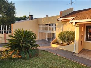 Cozy family house for sale in Vanderbijlpark