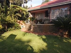 Lovely house for sale in Florauna, Pretoria North