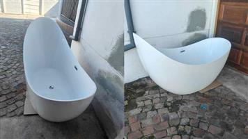 Free standing bath