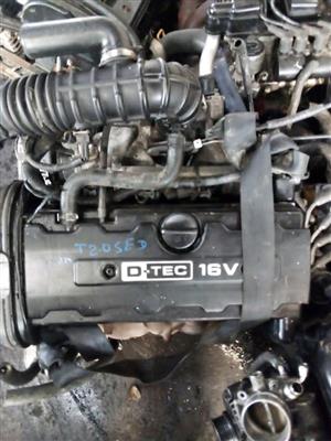 DAEWOO NUBIRA 2.0L 16V T20SED ENGINE