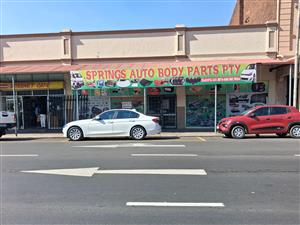 SHOP TO LET PRIME LOCATION 
