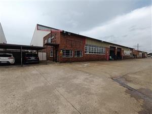 Robertville – 406m² Industrial Warehouse To Let in Robertville Industrial Park