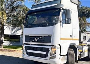 2014 VOLVO FH12  440 (6×4).