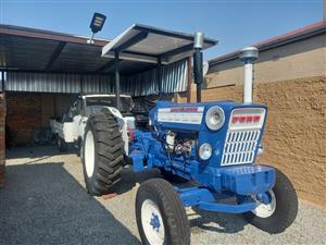 Ford 5000 tractor 
